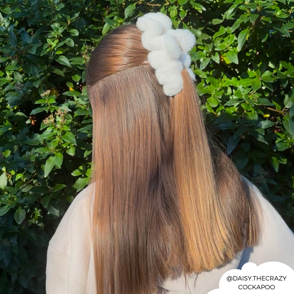 Squiggle Faux Fur Claw Clip - White