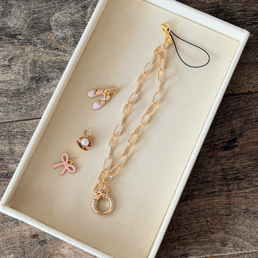 Clam Charm on jewellery tray