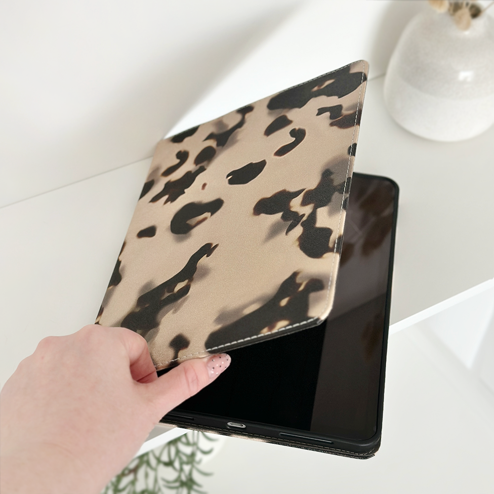 Ivory Tort iPad Case